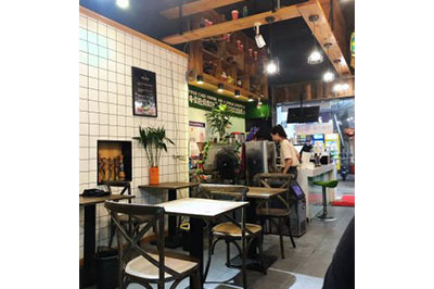 在洛陽開過橋米線加盟連鎖店有什么優(yōu)勢