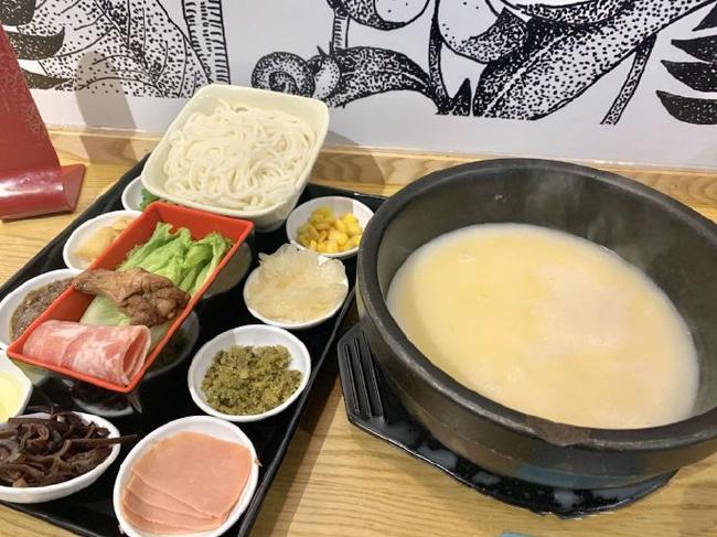 創(chuàng)業(yè)加盟十秒到，即使年過半也要抓住商機(jī)
